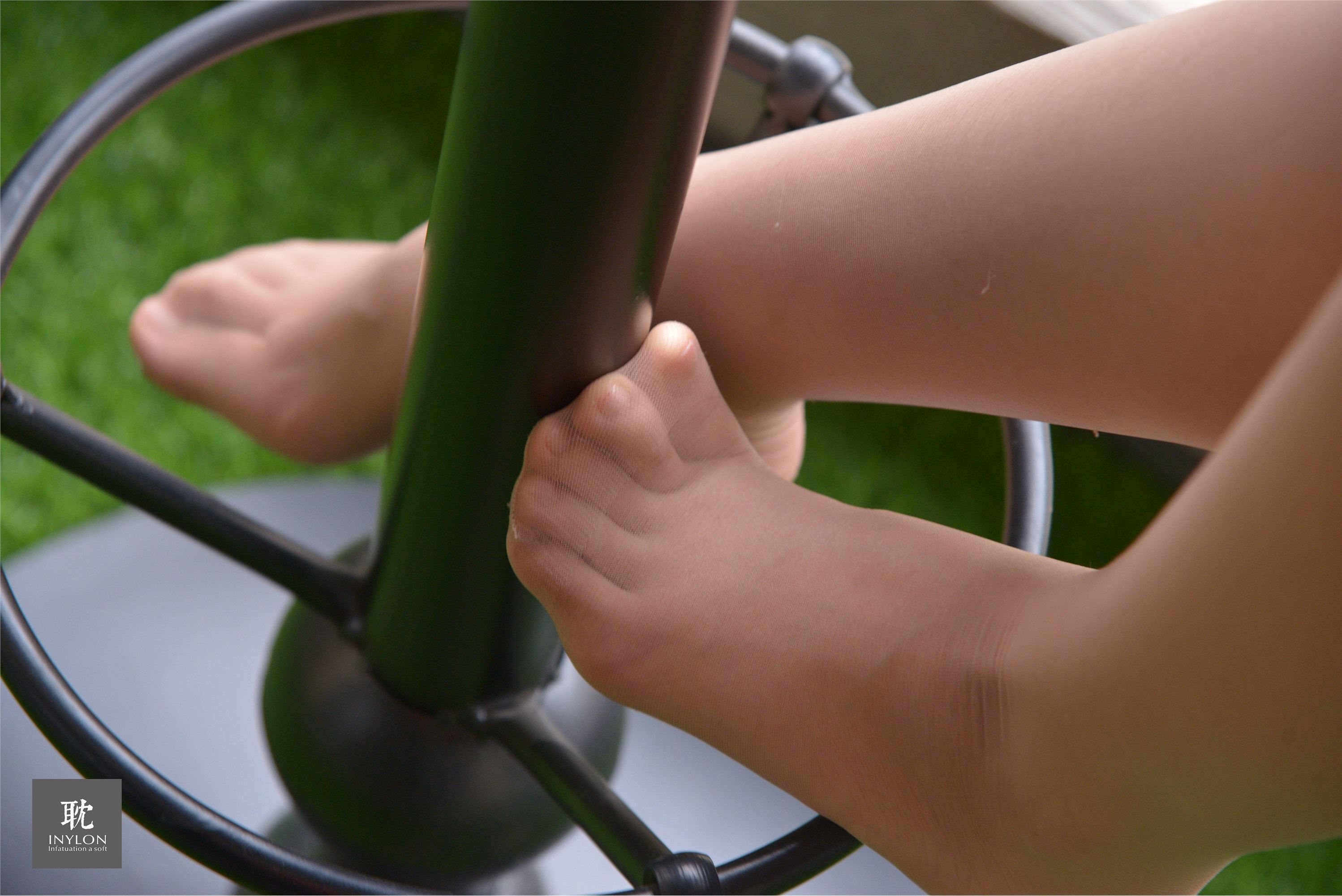 IESS异思趣向《普惠集231》- 模特：小婕《最职业的同事2（特写）》